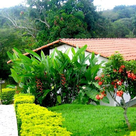 Raizama Fazenda Hotel Alexania Exterior foto